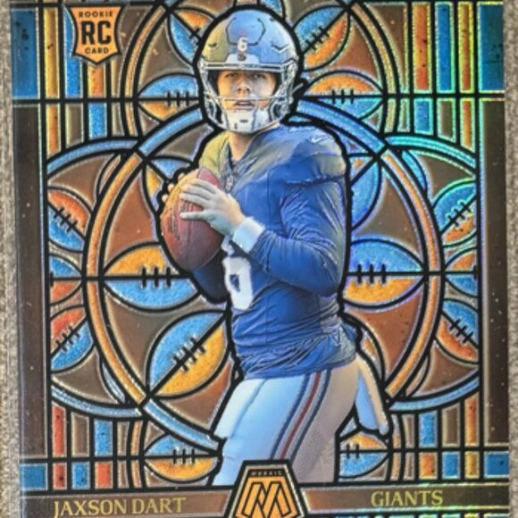 ๐โจ 2025 Panini Mosaic Jaxson Dart Jumbo Stained Glass Rookie Card #19 โจ๐ - Picture 1 of 3